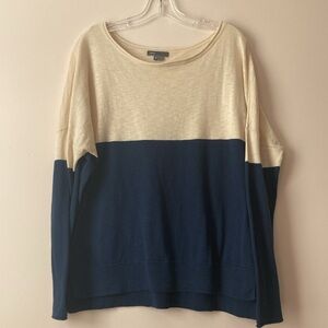 Vince Two Tone Navy Beige Soft Cotton Knit Relaxed Fit